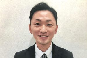 横井康弘